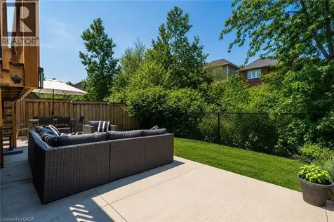 80 Montreal Circle Stoney Creek ON L8E 0C9