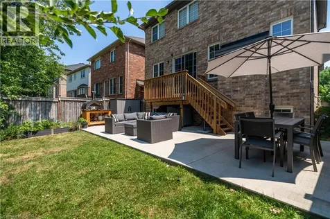 80 Montreal Circle Stoney Creek ON L8E 0C9