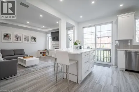 80 Montreal Circle Stoney Creek ON L8E 0C9
