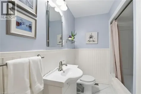 101 Victoria Street Waterdown ON L0R 2H0