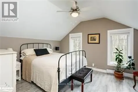 435 Napier Street Collingwood ON L9Y 3T8
