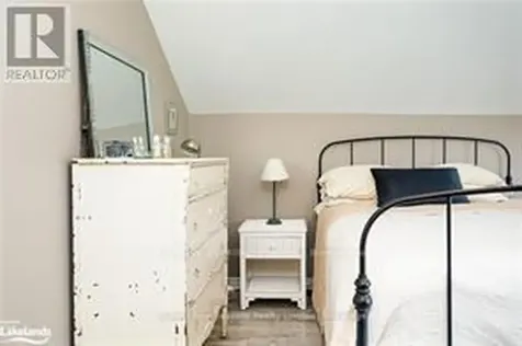 435 Napier Street Collingwood ON L9Y 3T8