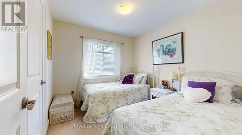 29 Savannah Crescent Wasaga Beach ON L9Z 0E7