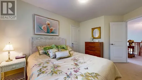 29 Savannah Crescent Wasaga Beach ON L9Z 0E7