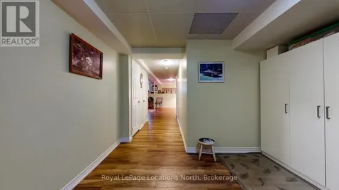 29 Savannah Crescent Wasaga Beach ON L9Z 0E7