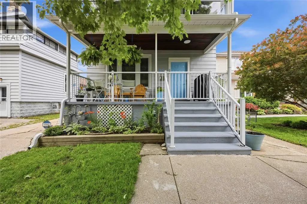 137 Euphemia Street North Sarnia ON N7T 6A4