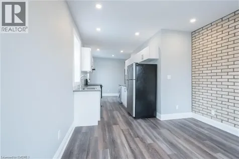303 Barton Street East Hamilton ON L8L 2X4