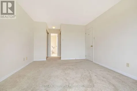 100 Millside Drive Milton (om Old Milton) ON L9T 5E2