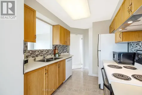 100 Millside Drive Milton (om Old Milton) ON L9T 5E2