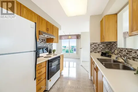 100 Millside Drive Milton (om Old Milton) ON L9T 5E2