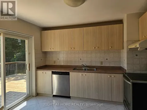 388 Fernleigh Circle South Richmond Hill (crosby) ON L4C 1E6