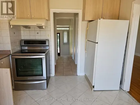 388 Fernleigh Circle South Richmond Hill (crosby) ON L4C 1E6