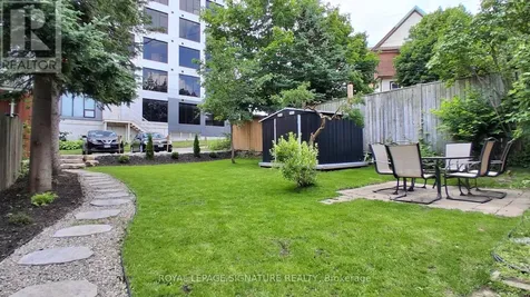 17 Shanley Street Kitchener ON N2H 5N7
