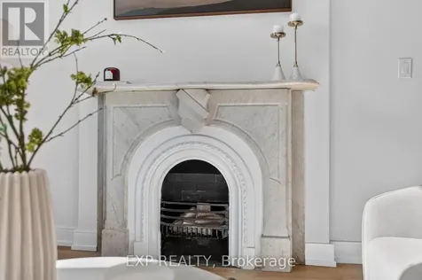 118 Cathcart Street North Hamilton (beasley) ON L8L 5A2