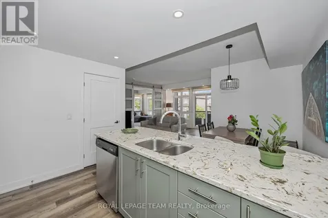 121 Fairweather Street Ottawa ON K1T 0M8