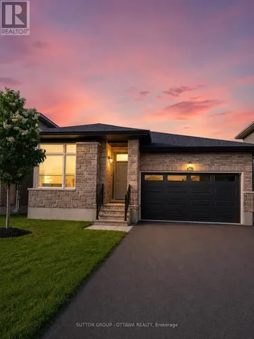 105 Dunlop Road Carleton Place ON K7C 0R8