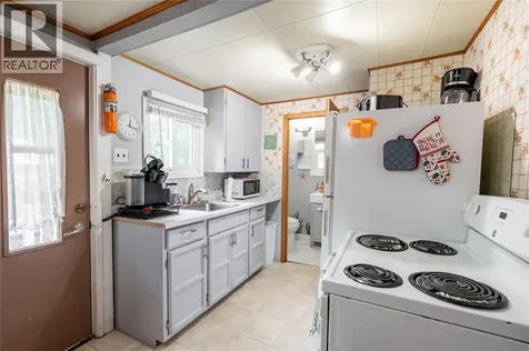 6288 Spruce Street Lambton Shores ON N0N 1J2