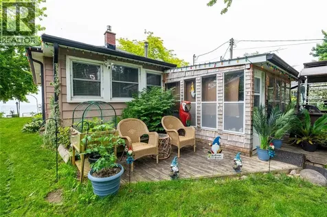 6288 Spruce Street Lambton Shores ON N0N 1J2