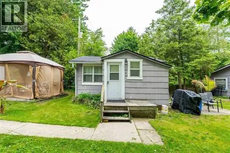 6288 Spruce Street Lambton Shores ON N0N 1J2