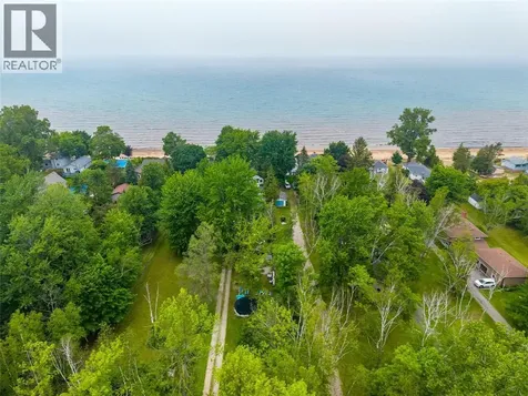 6288 Spruce Street Lambton Shores ON N0N 1J2