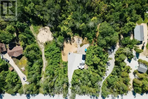 28 Hemlock Road South Bruce Peninsula ON N0H 2T0