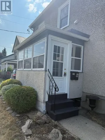 28 James Street East Brockville ON K6V 1K2