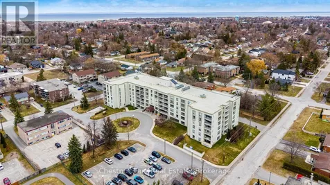 172 Eighth Street Collingwood ON L9Y 4T2