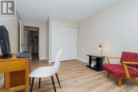 172 Eighth Street Collingwood ON L9Y 4T2