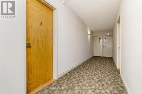 172 Eighth Street Collingwood ON L9Y 4T2