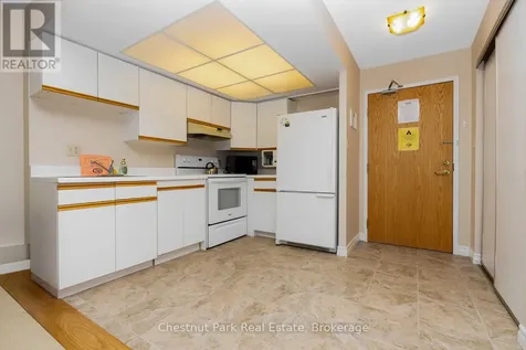 172 Eighth Street Collingwood ON L9Y 4T2
