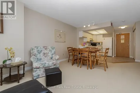 172 Eighth Street Collingwood ON L9Y 4T2