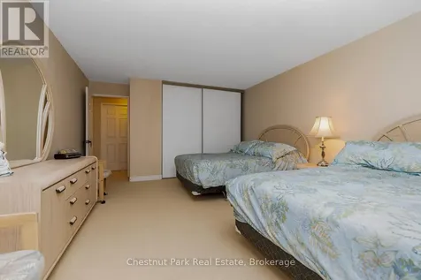 172 Eighth Street Collingwood ON L9Y 4T2