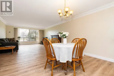 172 Eighth Street Collingwood ON L9Y 4T2