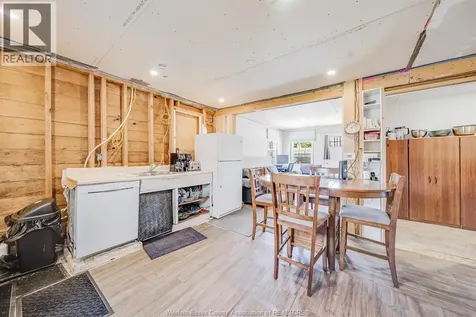 9524 Walker Road Mcgregor ON N0R 1J0