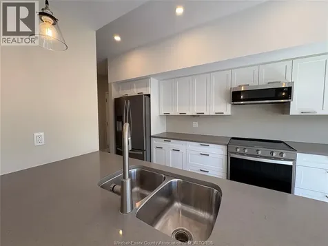 550 Sandison Street Windsor ON N9E 0A3