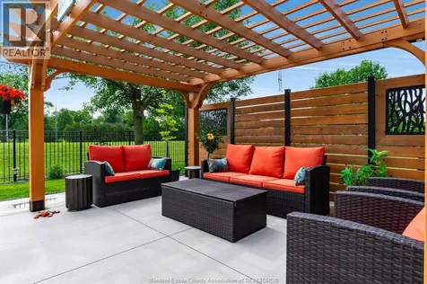 6 Augusta Drive Leamington ON N8H 0C7