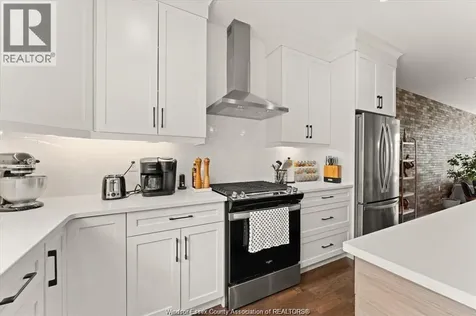 735 Brownstone Road Lakeshore ON N8K 0A8