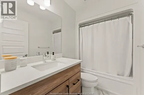735 Brownstone Road Lakeshore ON N8K 0A8