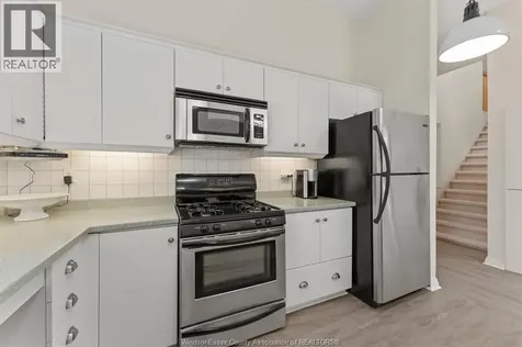 12746 Riverside Drive Tecumseh ON N8N 1A3