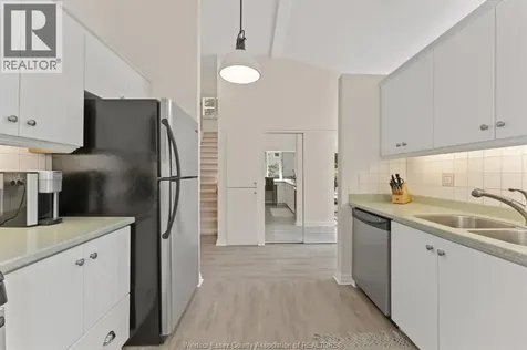 12746 Riverside Drive Tecumseh ON N8N 1A3