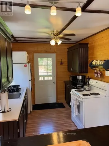 844 Hemlock Island East Ferris ON P0H 1K0