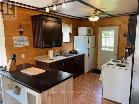 844 Hemlock Island East Ferris ON P0H 1K0
