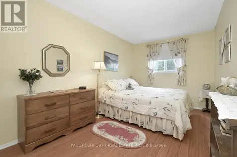6426 Nuggett Drive Ottawa ON K1C 4X8