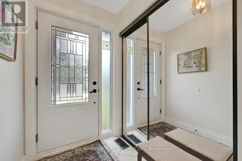 6426 Nuggett Drive Ottawa ON K1C 4X8