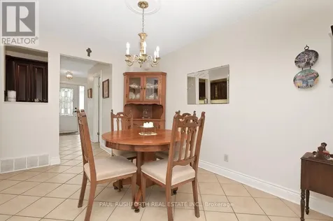 6426 Nuggett Drive Ottawa ON K1C 4X8