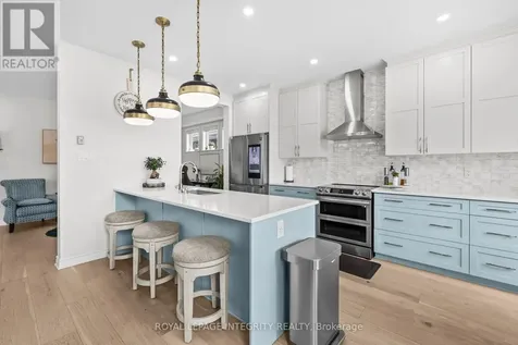 113 Dagenham Street Ottawa ON K2S 2N5
