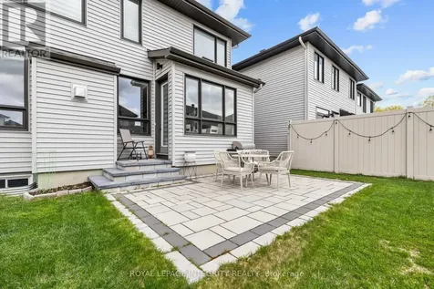 113 Dagenham Street Ottawa ON K2S 2N5