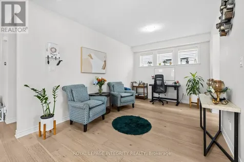 113 Dagenham Street Ottawa ON K2S 2N5