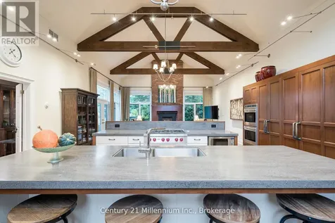 160 Grand Cypress Lane Blue Mountains ON L9Y 0K8