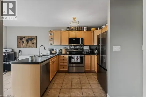 524 Ontario Street Woodstock ON N4V 1H2